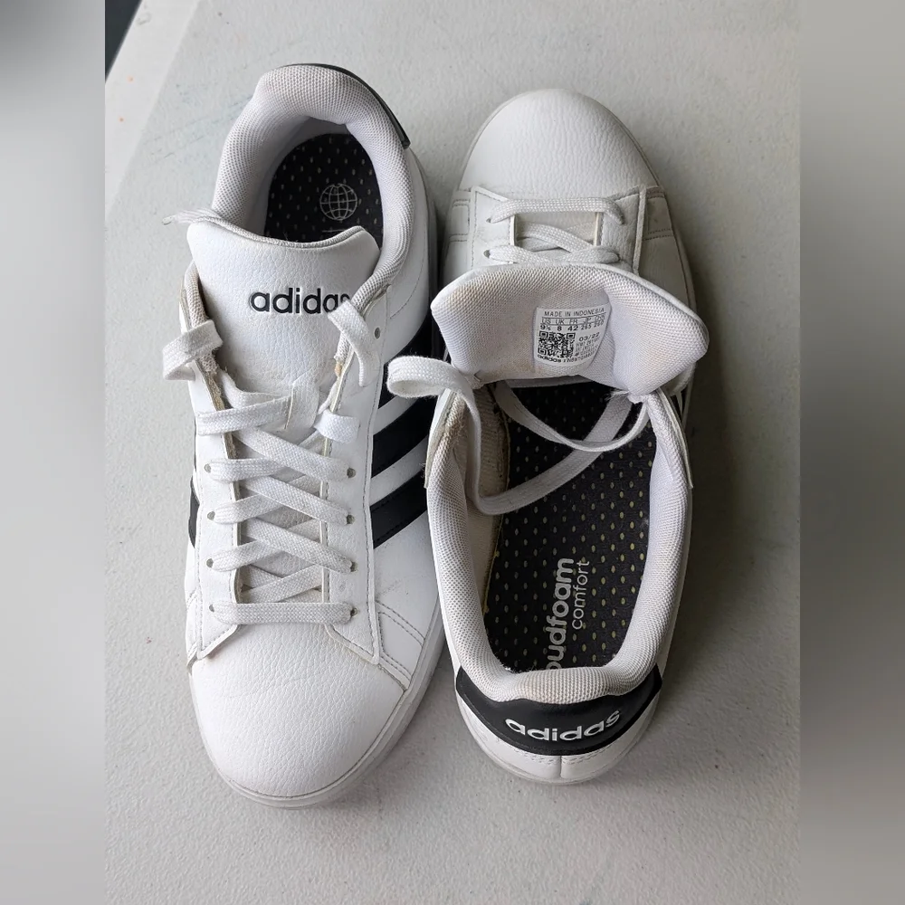 Adidas Classic White and Black Comfort Sneakers - Picture 1 of 5
